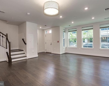 1411 Key Boulevard - Photo Thumbnail 2