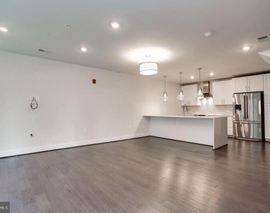 1411 Key Boulevard - Photo Thumbnail 1
