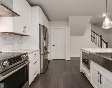 1411 Key Boulevard - Photo Thumbnail 7