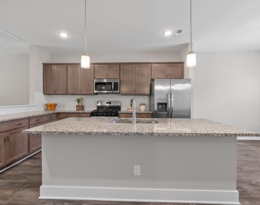 825 S Franklin Street - Photo Thumbnail 14