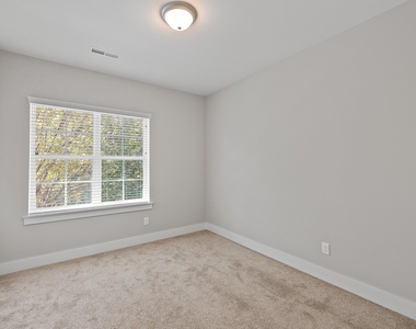 825 S Franklin Street - Photo Thumbnail 41