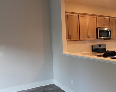 825 S Franklin Street - Photo Thumbnail 16