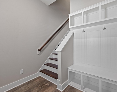 825 S Franklin Street - Photo Thumbnail 29
