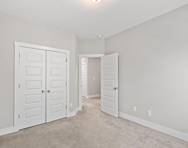 825 S Franklin Street - Photo Thumbnail 42
