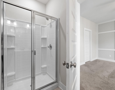 825 S Franklin Street - Photo Thumbnail 32