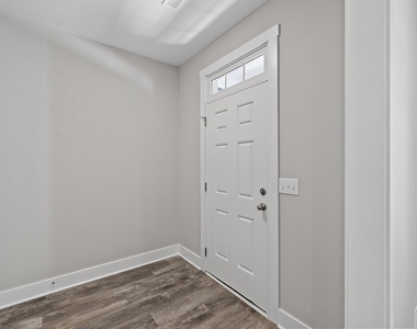 825 S Franklin Street - Photo Thumbnail 9