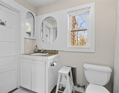 303 Henderson Street - Photo Thumbnail 25