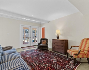 303 Henderson Street - Photo Thumbnail 23