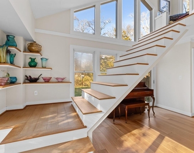 303 Henderson Street - Photo Thumbnail 19