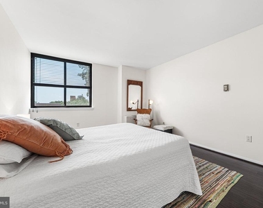 4401 Cherry Hill Road - Photo Thumbnail 18