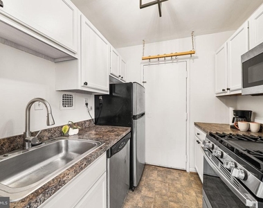 4401 Cherry Hill Road - Photo Thumbnail 10