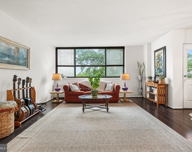 4401 Cherry Hill Road - Photo Thumbnail 3
