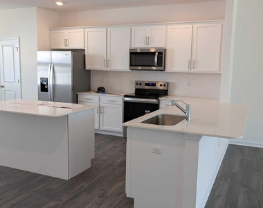 703 Grafton Frst Lane - Photo Thumbnail 10