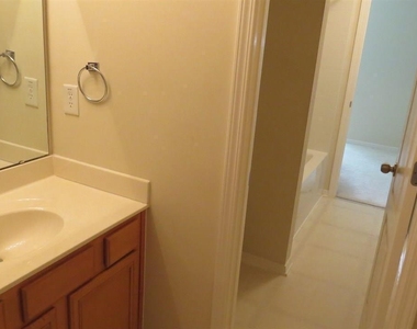 8204 Stone Cellar Drive - Photo Thumbnail 9