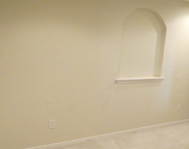8204 Stone Cellar Drive - Photo Thumbnail 8