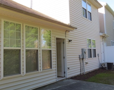 8204 Stone Cellar Drive - Photo Thumbnail 11