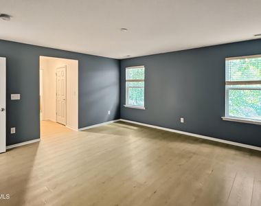 5417 Black Maple Drive - Photo Thumbnail 16