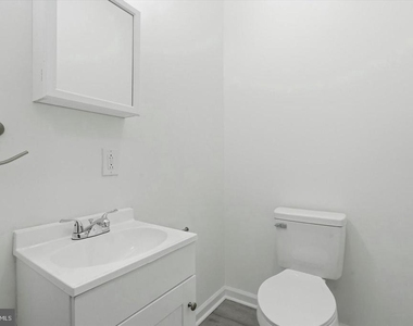 5715 Malcolm Street - Photo Thumbnail 12