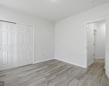 5715 Malcolm Street - Photo Thumbnail 3