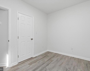 5715 Malcolm Street - Photo Thumbnail 5