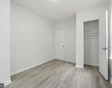 5715 Malcolm Street - Photo Thumbnail 8