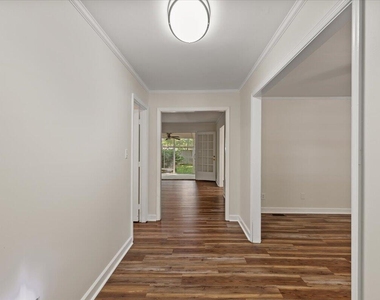8501 Shadow Wood Place - Photo Thumbnail 6