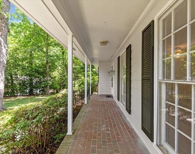 8501 Shadow Wood Place - Photo Thumbnail 4