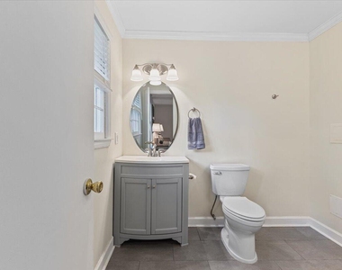 8501 Shadow Wood Place - Photo Thumbnail 35