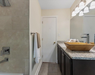 8501 Shadow Wood Place - Photo Thumbnail 42