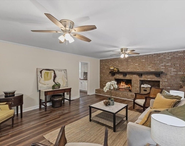 8501 Shadow Wood Place - Photo Thumbnail 13