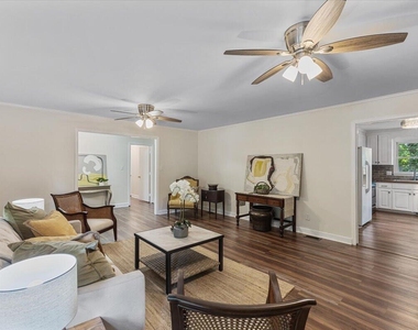 8501 Shadow Wood Place - Photo Thumbnail 16