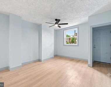 2827 Tulip Street - Photo Thumbnail 2