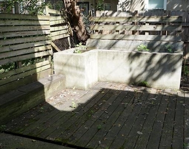 1913 Page Street - Photo Thumbnail 26
