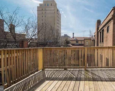 1912 Spruce Street - Photo Thumbnail 13