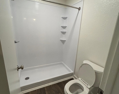 2504 Avent Ferry Road - Photo Thumbnail 15
