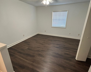 2504 Avent Ferry Road - Photo Thumbnail 10