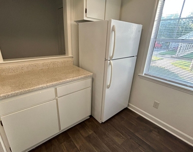 2504 Avent Ferry Road - Photo Thumbnail 9