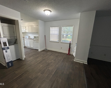 2504 Avent Ferry Road - Photo Thumbnail 5