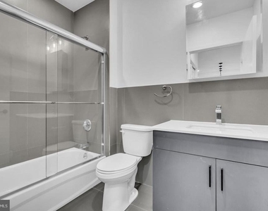 330 Cecil B Moore Avenue - Photo Thumbnail 10