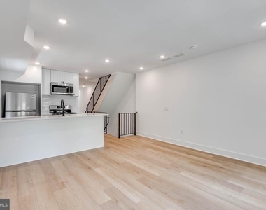 4327 Baltimore Avenue - Photo Thumbnail 16