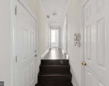 1832 N 18th Street - Photo Thumbnail 1
