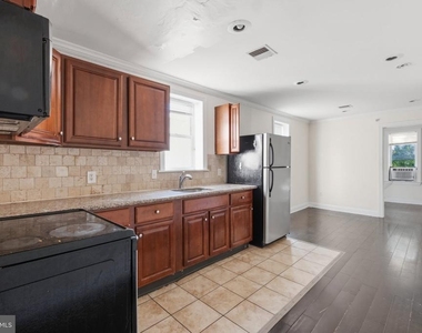 1832 N 18th Street - Photo Thumbnail 2