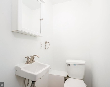 1014 S Cleveland Street - Photo Thumbnail 21