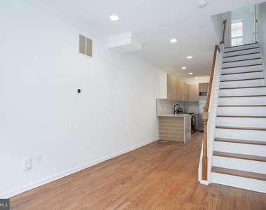 1014 S Cleveland Street - Photo Thumbnail 24