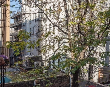 Copy of 42 Avenue B, Unit 6-3r - Photo Thumbnail 6