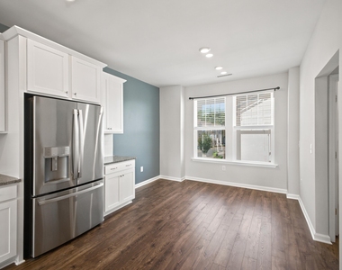 2106 Enrichment Way - Photo Thumbnail 7