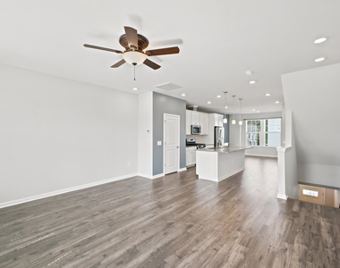 2106 Enrichment Way - Photo Thumbnail 9
