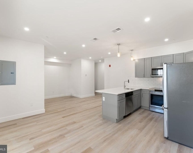 3500 Wharton Street - Photo Thumbnail 4