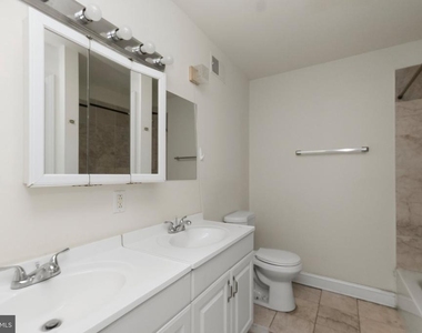 1832 N 18th Street - Photo Thumbnail 6
