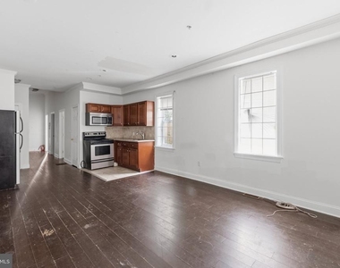 1832 N 18th Street - Photo Thumbnail 11